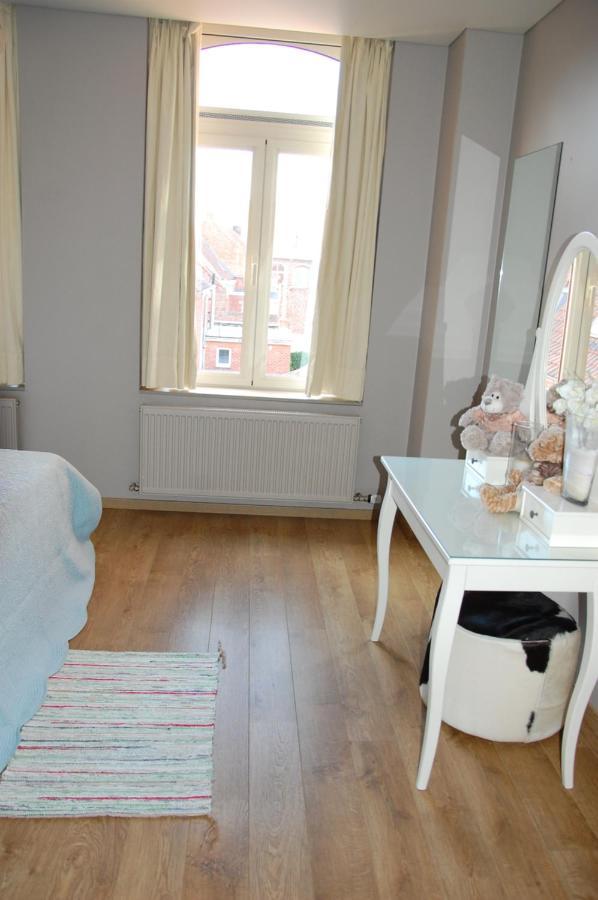 Iconique Bv Appartement In Hartje Ieper Eksteriør billede